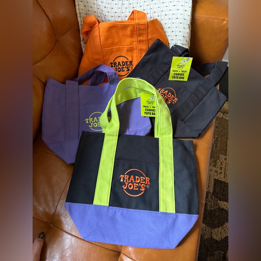 New w/Tags! All 4 Halloween 2025 Trader Joe's Canvas Mini Tote Bags! - Picture 3 of 7